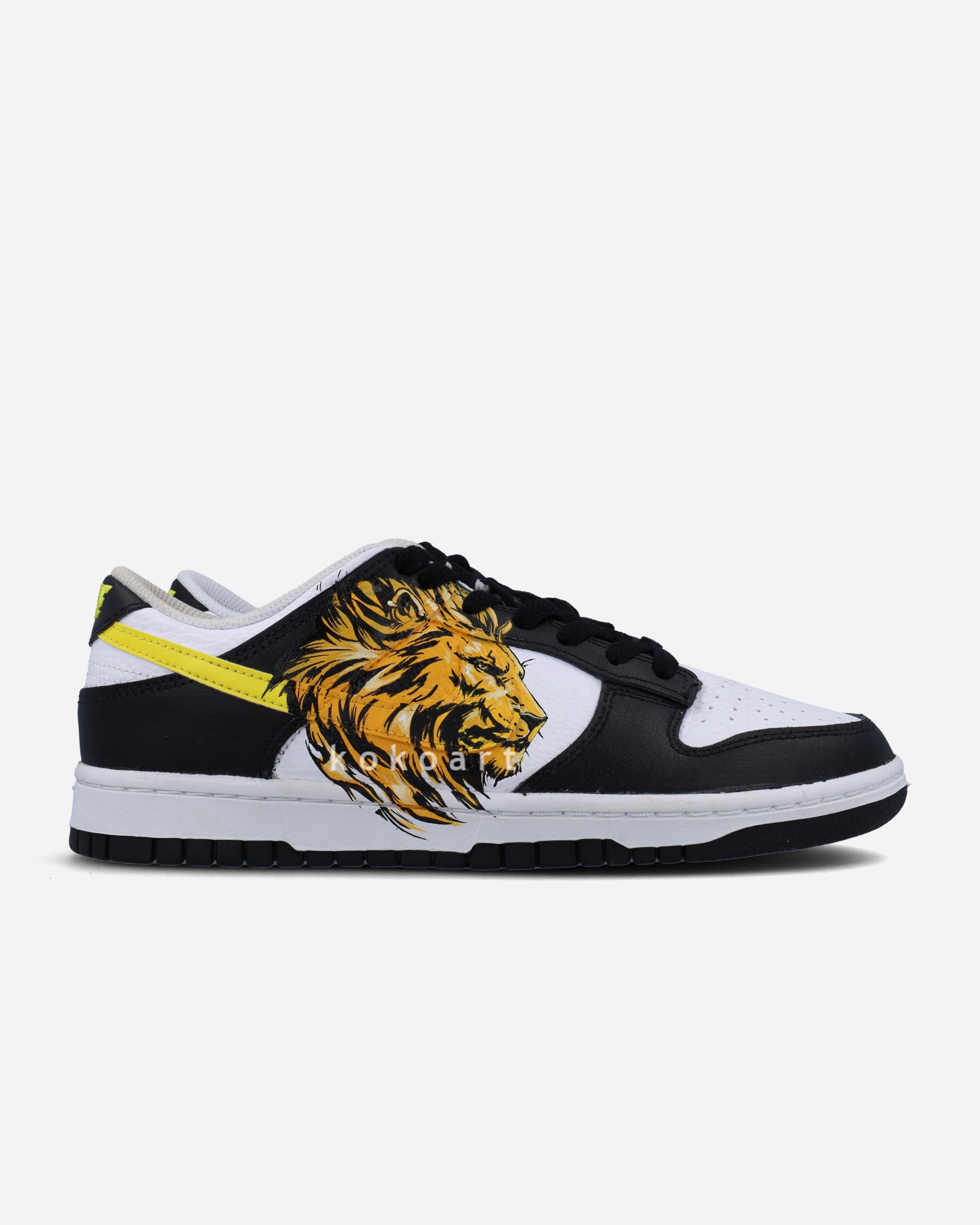 Dunk Hand Painted Lion