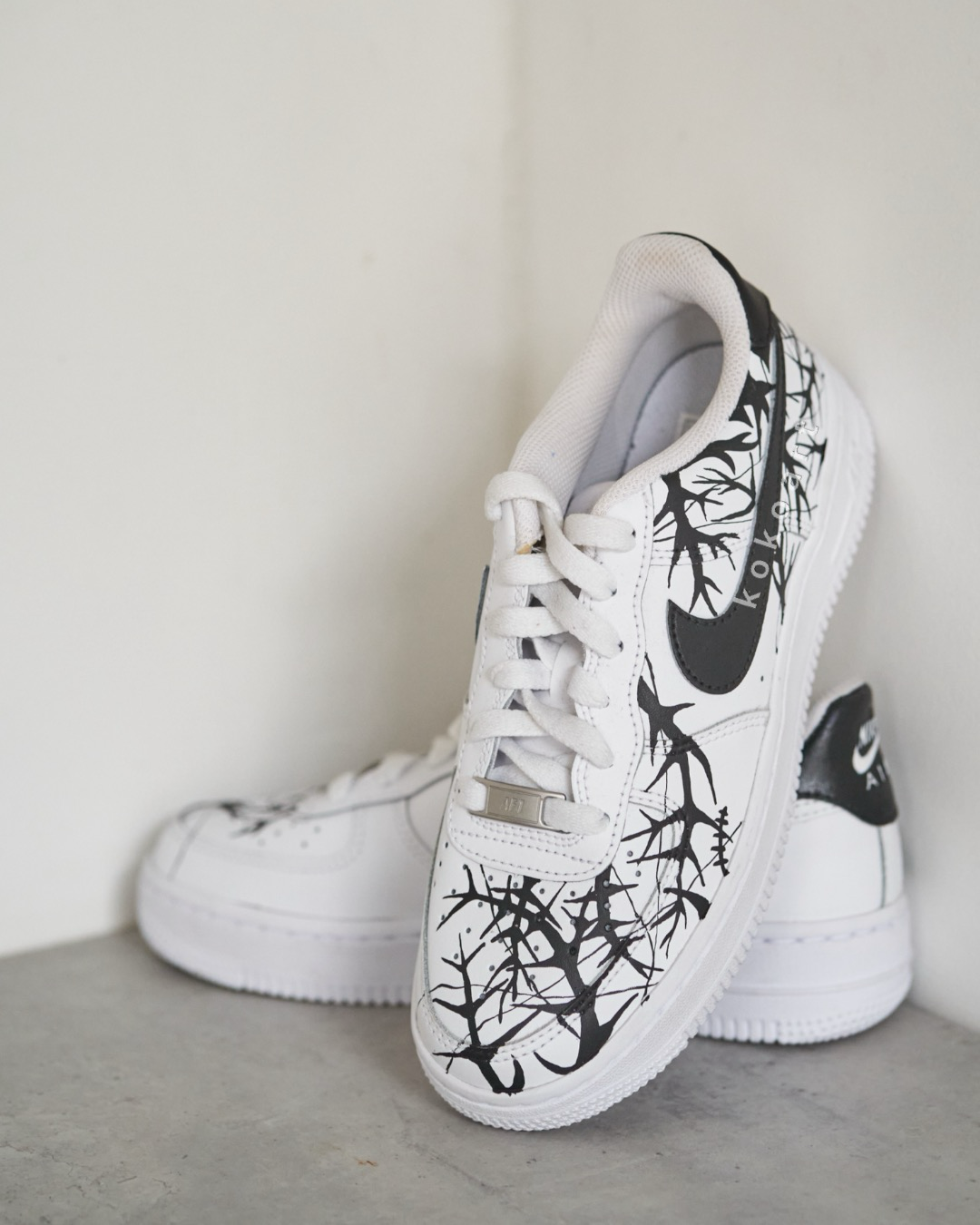 air force one black floral